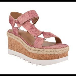 MARC FISHER LTD GYLIAN PINK TIE DYE PLATFORM WEDGE SANDAL
